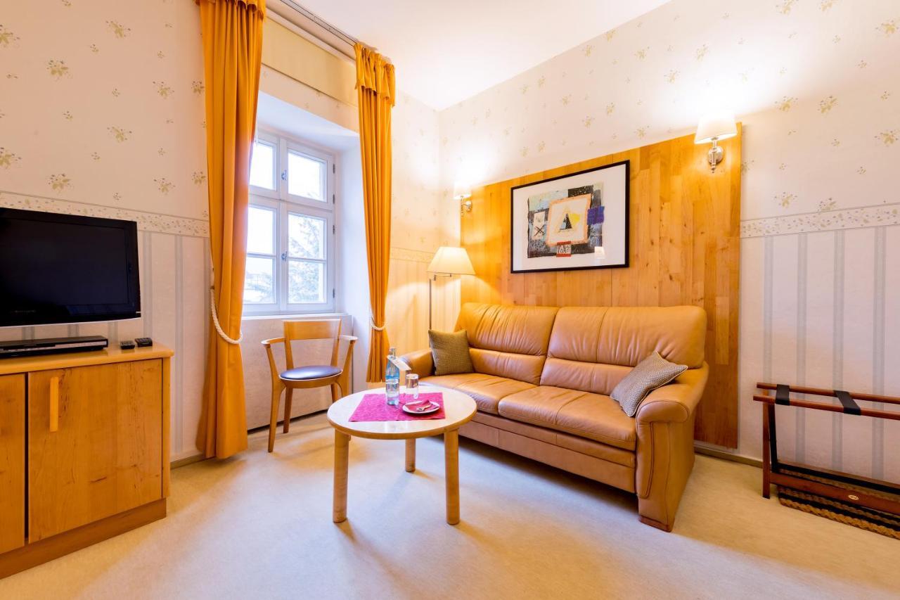 Schlosshotel Eyba Бад Бланкенбург Екстериор снимка