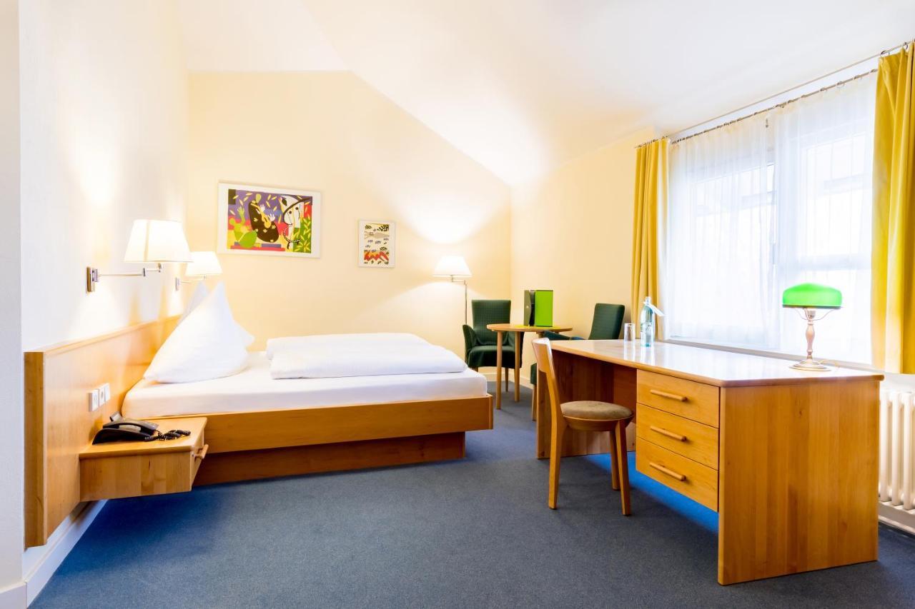 Schlosshotel Eyba Бад Бланкенбург Екстериор снимка