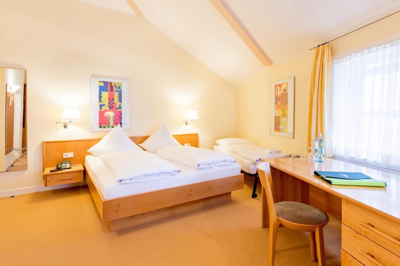 Schlosshotel Eyba Бад Бланкенбург Екстериор снимка